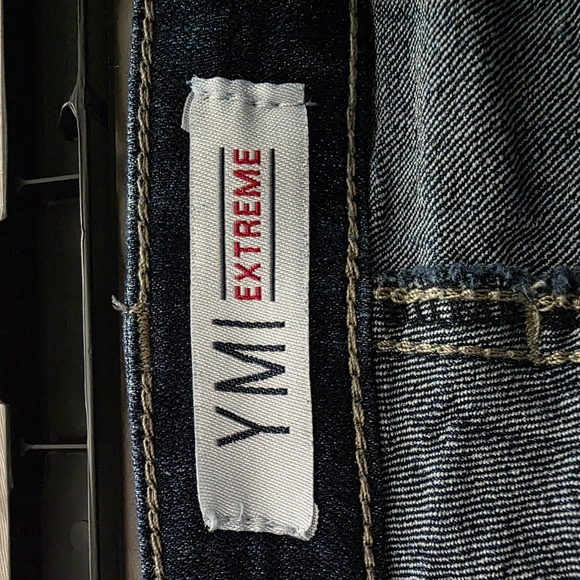 YMI Dark Blue Denim Crinkle Wash Jeans SIZE 11/30 - Picture 4 of 6